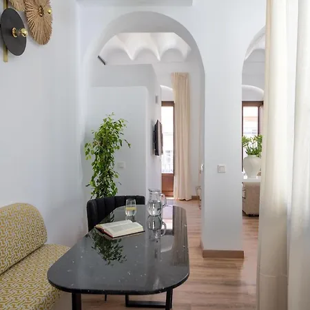 Coliseum Boutique דירה